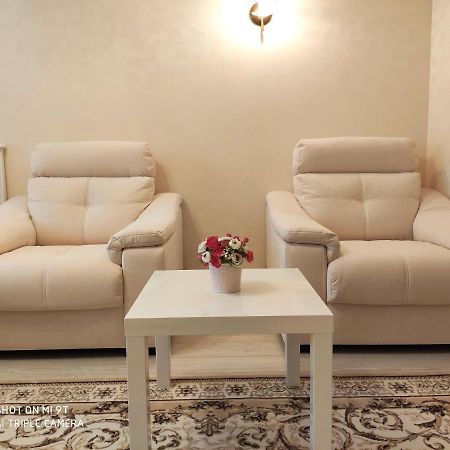 Comfort Apartments - Bright Family Suite 格罗德诺 外观 照片