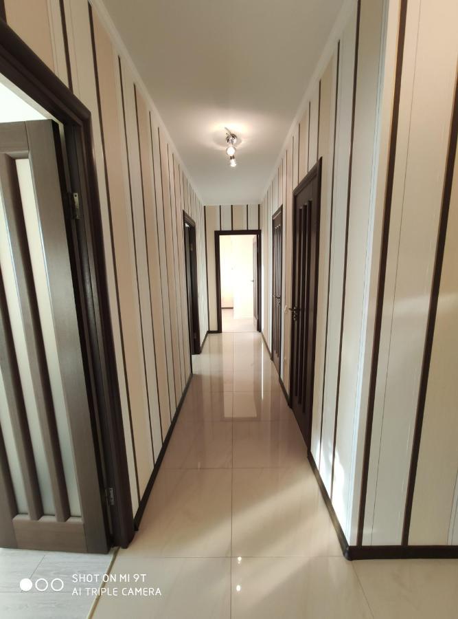 Comfort Apartments - Bright Family Suite 格罗德诺 外观 照片